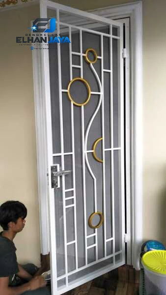pintu besi dan jendela dari bengkel las elhan jaya bekasi (10)