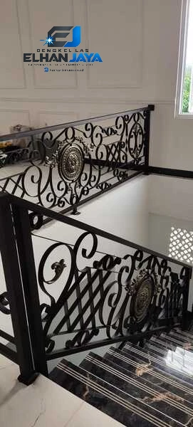 railing tangga bekasi dari bengkel las elhan jaya (5)