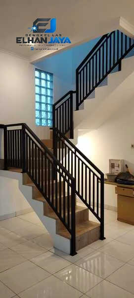 railing tangga bekasi dari bengkel las elhan jaya (7)