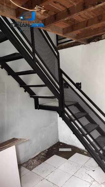 tangga besi rebah bekasi dari bengkel las elhan jaya (3)